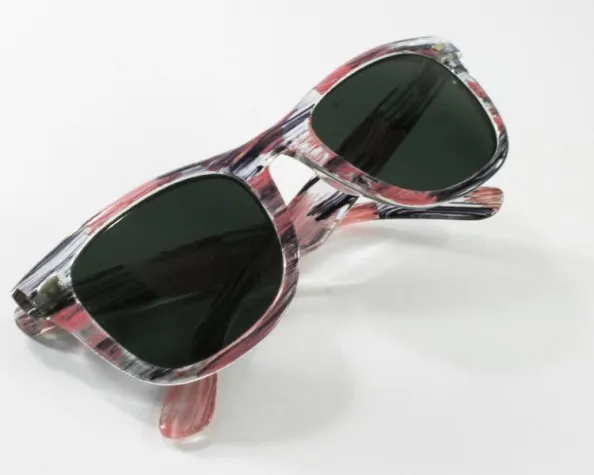 Bild: Key Piece 2009 - Vintage Sonnenbrille