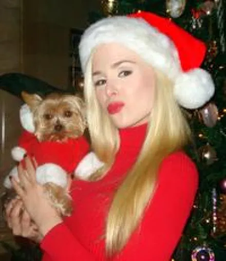 Bild: Ariane Sommer und PETA klären auf: Tiere sind keine Weihnachtsgeschenke