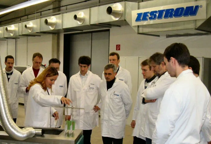 Bild: Schwerpunktseminar „Baugruppenreinigung“ am 17.09.09 bei ZESTRON Europe in Ingolstadt