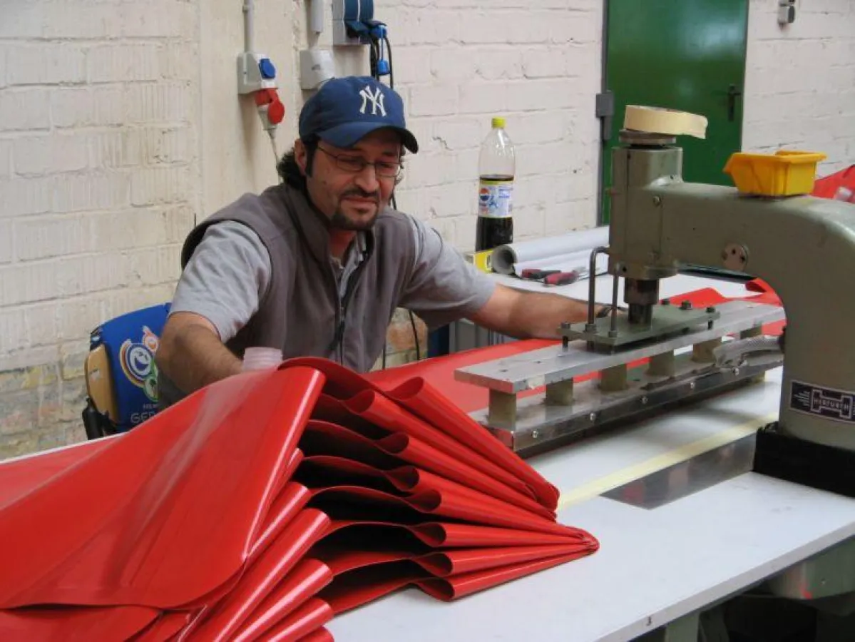 Rushit Feka hat mit Hilfe der WeGebAU-Förderung seinen Abschluss zum 