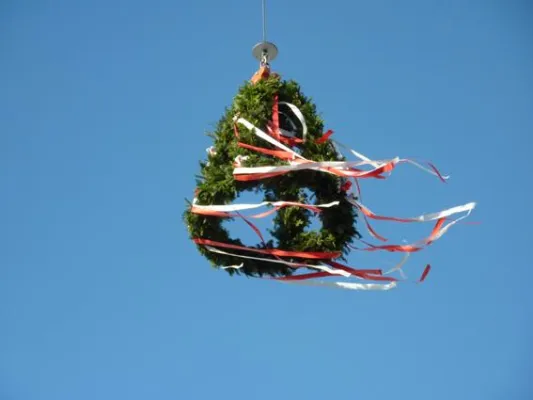 Bild: Richtfest mit Grundsteinlegung im Alcaro Logistikpark III für die Emons Spedition