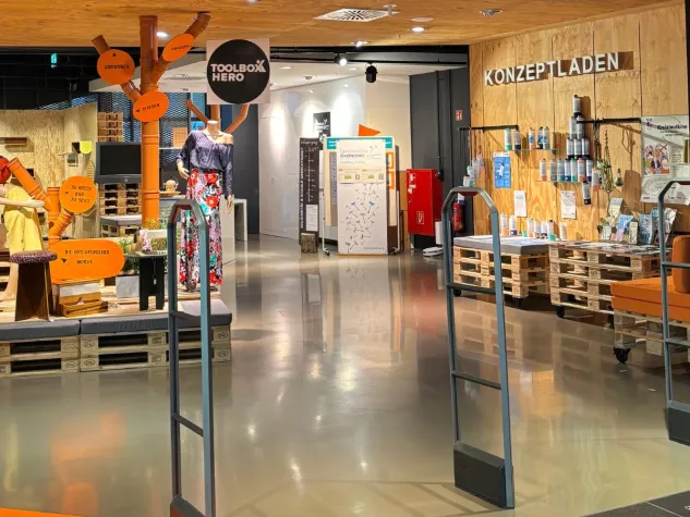 Bild: UNDA eröffnet Shop-in-Shop im „Konzeptladen Wiederschön“ in den Höfen am Brühl in Leipzig