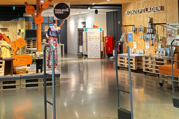Bild: UNDA eröffnet Shop-in-Shop im „Konzeptladen Wiederschön“ in den Höfen am Brühl in Leipzig