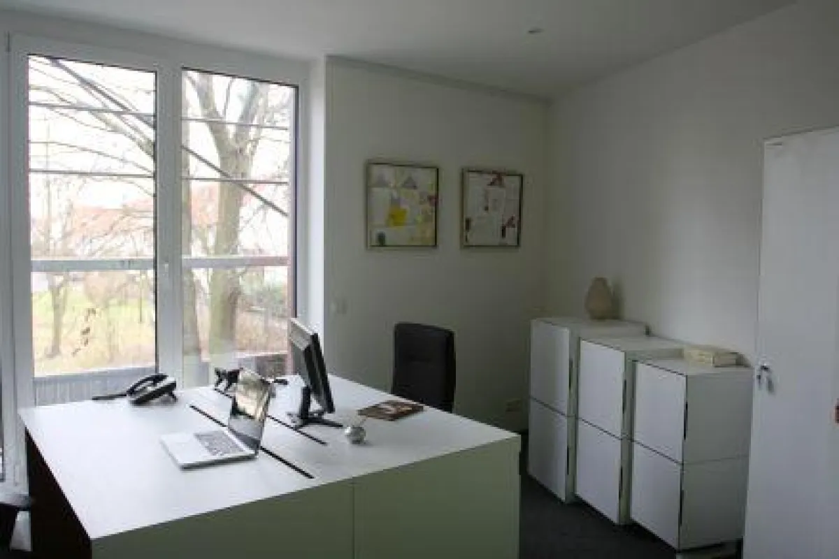 Doppelbüro in der neuen Transcat Niederlassung in Hannover