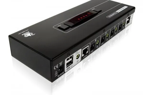 ADDER präsentiert 100m DisplayPort & USB Extender bei der NAB 2013 Bild: ADDER präsentiert 100m DisplayPort & USB Extender bei der NAB 2013