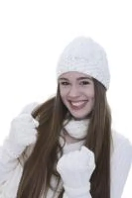 Bild: Restylane Vital und Restylane Skincare - mit vereinten Kräften gegen gestresste Winterhaut