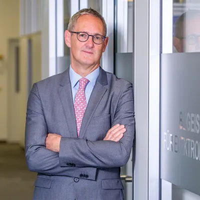 BMK schafft Mehrwert - Auf der electronica präsentiert sich BMK mit Auszeichnung, Cobot und FTS Bild: BMK schafft Mehrwert - Auf der electronica präsentiert sich BMK mit Auszeichnung, Cobot und FTS