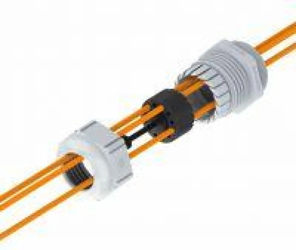 Mit der SKINTOP® FIBER können bis zu zwölf Lichtwellenleiter in ein Gehäuse eingeführt werden.
