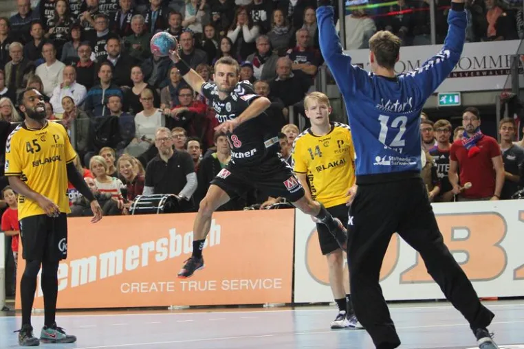 Handball-Bundesliga: HC Erlangen mit breiter Brust gegen Bayer Dormagen Bild: Handball-Bundesliga: HC Erlangen mit breiter Brust gegen Bayer Dormagen