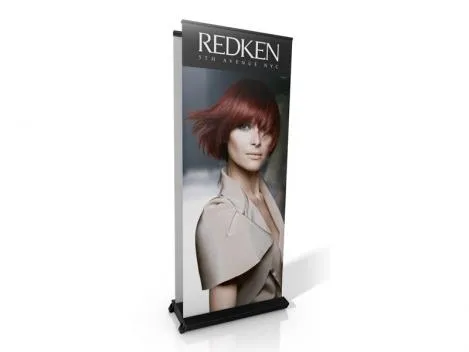 Bild: (Nicht) vom Winde verweht - Standfeste Outdoorwerbung mit dem Outdoor Rollup von LA CONCEPT