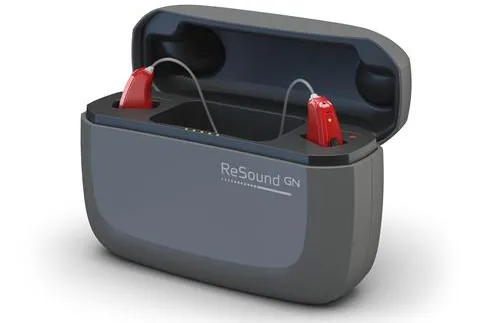 Bild: ReSound präsentiert ReSound LiNX Quattro™ - das smarte Premium-Hörsystem, das Maßstäbe setzt
