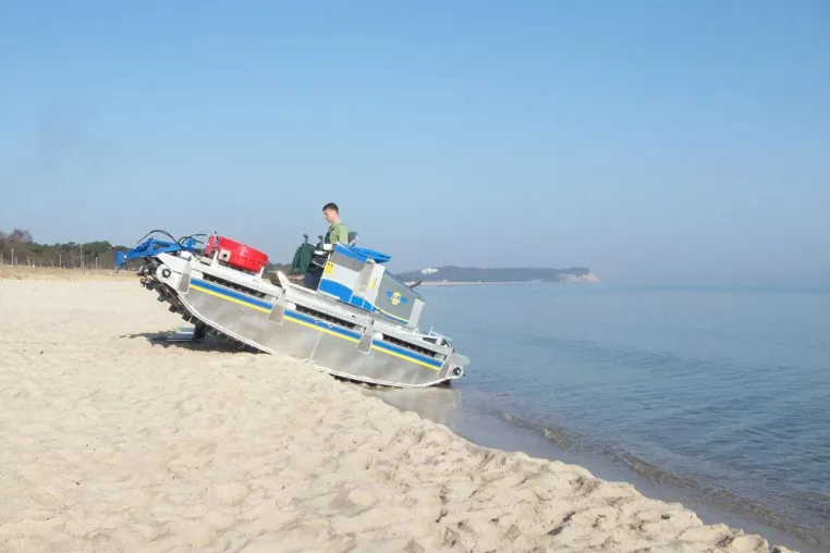 Bild: Sauber soll es sein - Strandneuigkeiten aus dem Ostseebad Göhren