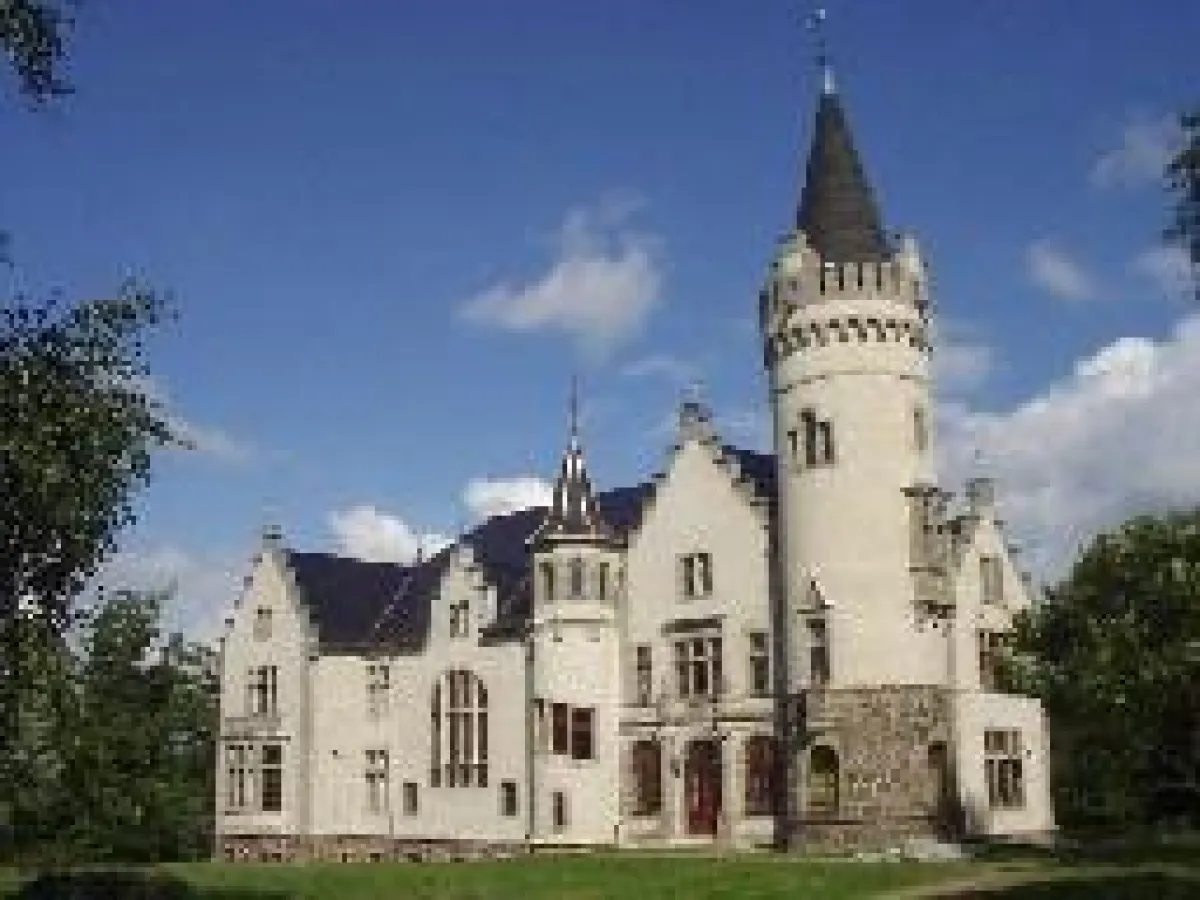 Ferienwohnung in privatem Schloss, wie hier auf Schloss Katelbogen, Mecklenburg