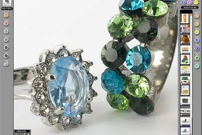 Bild: Amor Schmuck setzt Kompaktfotostudio von Packshot-Creator ein