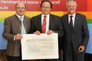 Goldener Meisterbrief für Franz Rebl sen. Bild: Goldener Meisterbrief für Franz Rebl sen.