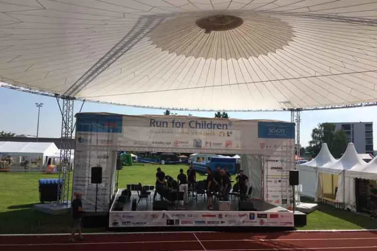 Magic Sky beim „Run for Children“ 2018 in Mainz Bild: Magic Sky beim „Run for Children“ 2018 in Mainz