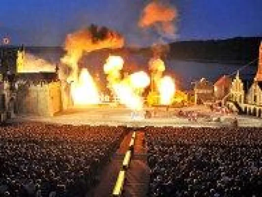 Bild: Störtebeker Festspiele Ralswiek- Piratenshow der Superlative