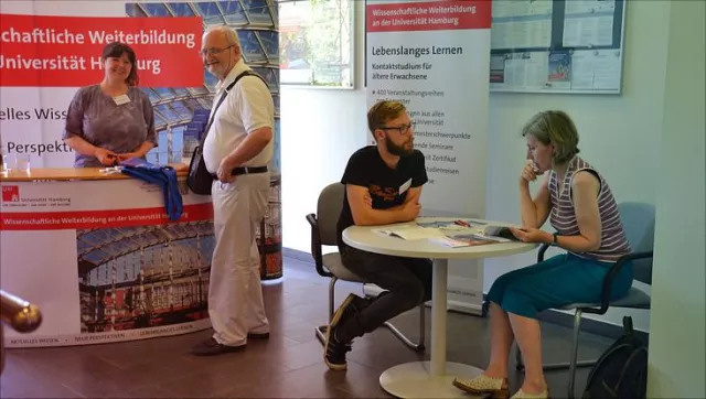 Bild: Infotag Weiterbildung und Kontaktstudium an der Universität Hamburg am 13. September 2018