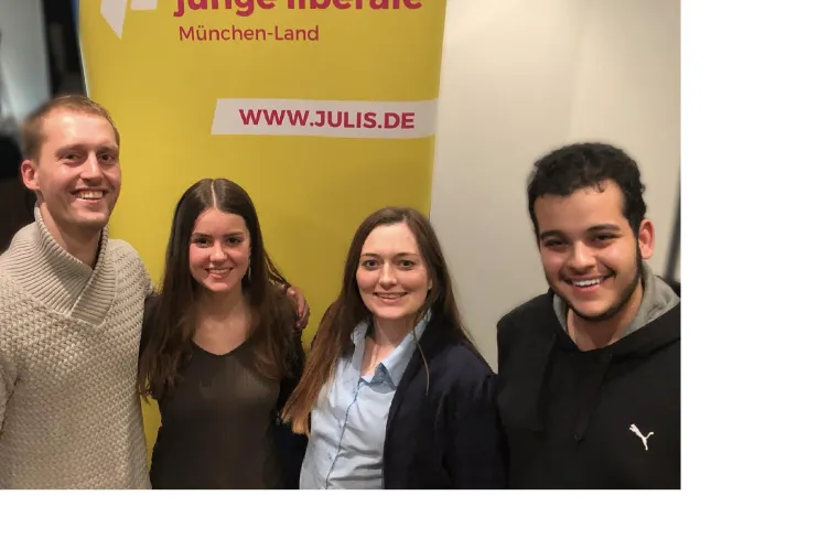 Katharina Diem ist Spitzenkandidatin der JuLis die in Fraktionsstärke in den Kreistag wollen Bild: Katharina Diem ist Spitzenkandidatin der JuLis die in Fraktionsstärke in den Kreistag wollen