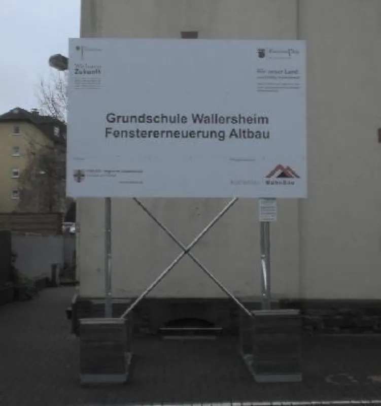 Mietbauschild Schule Koblenz