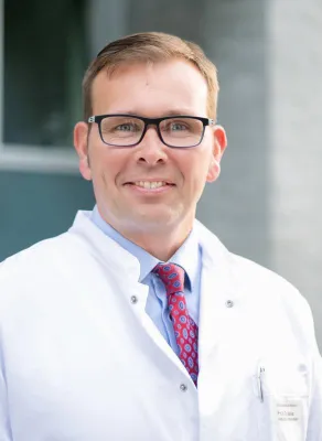 Bild: Prof. Dr. Thorsten Walles ist neuer Professor für Thoraxchirurgie am Uniklinikum Magdeburg
