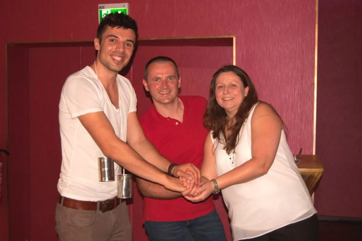 Philipp Christov mit Johann Neubauer und Iota Dimou (Geschäftsführer Pixida GmbH)