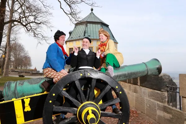 Bild: 2. Advent: Weihnachtsmarkt auf der Festung Königstein mit Familienprogramm