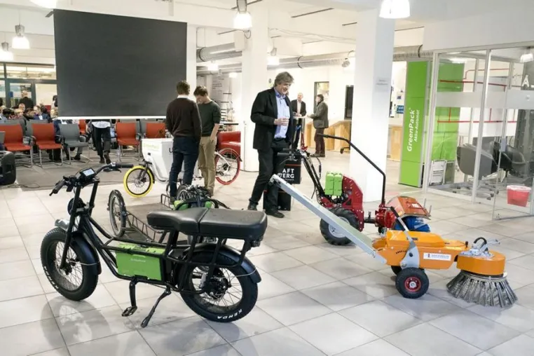 Startschuss für Wechselakku-Infrastruktur in Berlin gefallen Bild: Startschuss für Wechselakku-Infrastruktur in Berlin gefallen