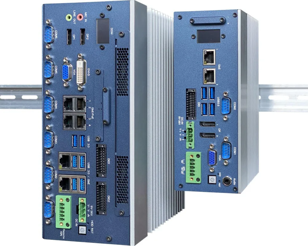 Bei den Eagle-Eyes-Industrie-PCs von EFCO befinden sich sämtliche Anschlüsse auf der Vorderseite
