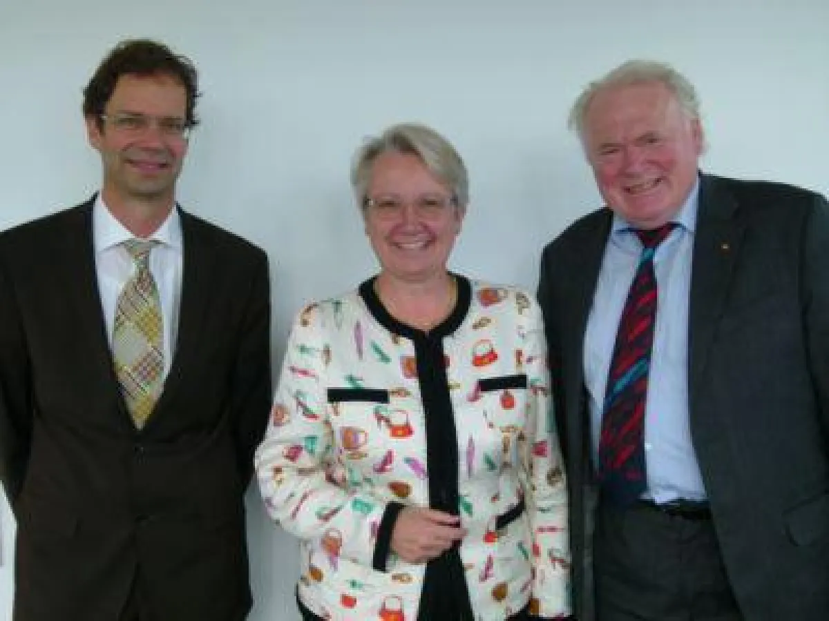 Im Bild (v.l,) Reinold Hartmann, Annette Schavan und Manfred Kock