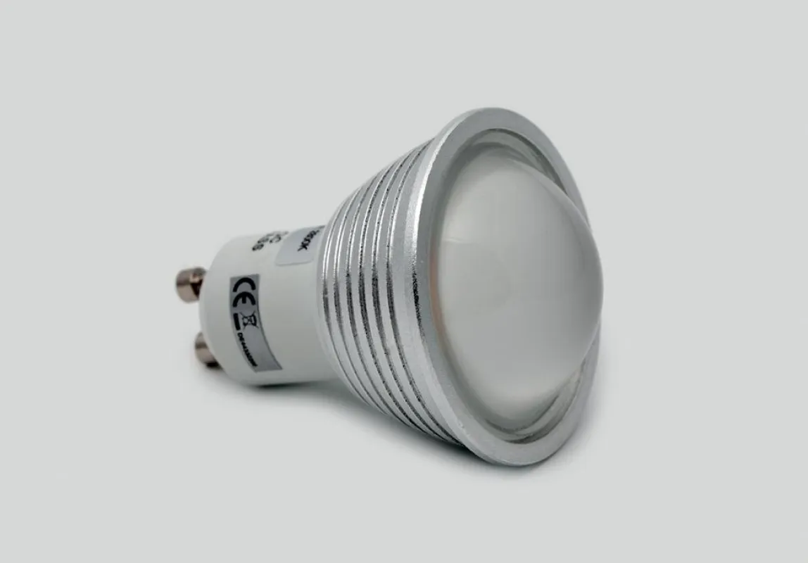 Diese Hochvolt LED-Beleuchtung ersetzt einen 35 Watt Halogenspot