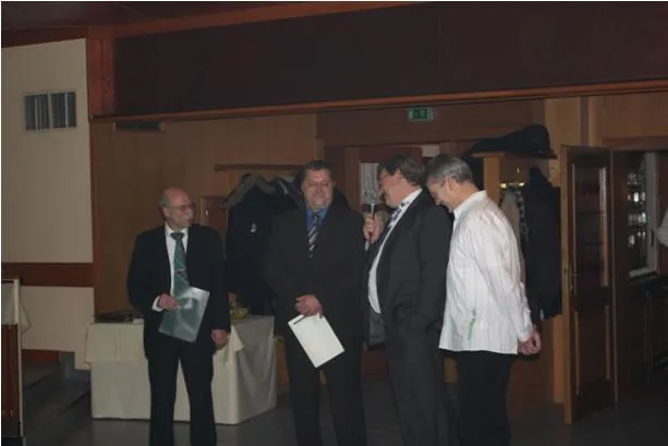 Hürner – Funken GmbH in Mücke – Atzenhain ehrte 150 Jahre Treue zum Unternehmen Bild: Hürner – Funken GmbH in Mücke – Atzenhain ehrte 150 Jahre Treue zum Unternehmen