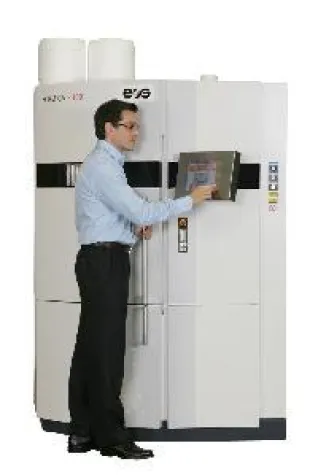 Bild: EOS wird Partner des "Studienförderprogramms Unternehmertum und innovative Wirtschaft" des Strascheg Center for Entrepreneurship