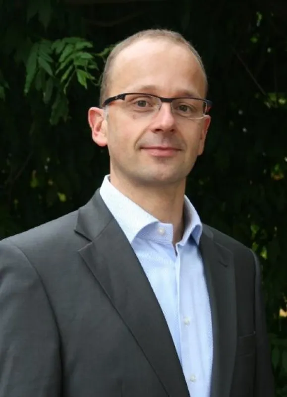 Thomas Wiedemann ist 250. Honorar-Finanzberater bei HonorarKonzept GmbH
