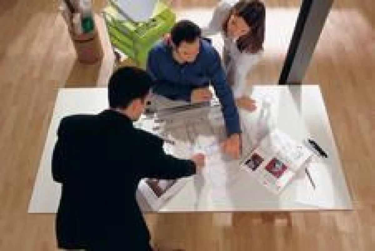 Viele Bauherren und Renovierer verschenken bares Geld, nur weil sie die zahlreichen Fördermöglichkeiten für den Um- bzw. Ausbau ihres Daches nicht nutzen.