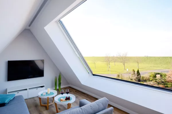 Bild: Neue Ideen für mehr Licht und Frischluft im Dachgeschoss: LiDEKO mit neuer Schließtechnik auf der BAU 2025