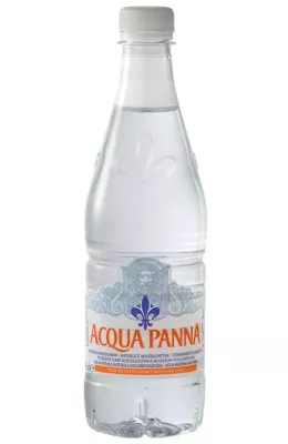 Bild: Italienische Eleganz für unterwegs: Acqua Panna als 0,5-Liter-PET-Flasche in den Lebensmitteleinzelhandel