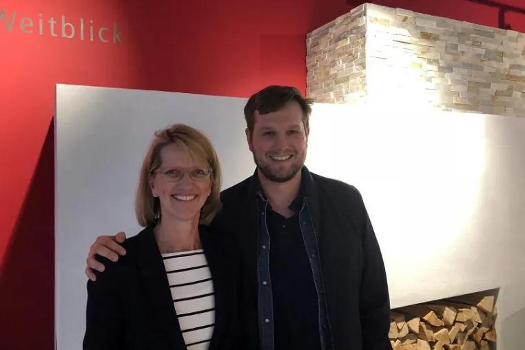 Bild: „Feuerabend“: Sebastian Herkner zu Gast im Buller-Ofen Showroom