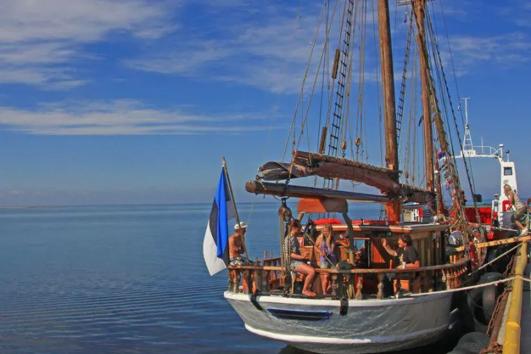 Estland - Partnerland der 25. Hanse Sail - Historische Segelschiffe und Seefahrertraditionen Bild: Estland - Partnerland der 25. Hanse Sail - Historische Segelschiffe und Seefahrertraditionen