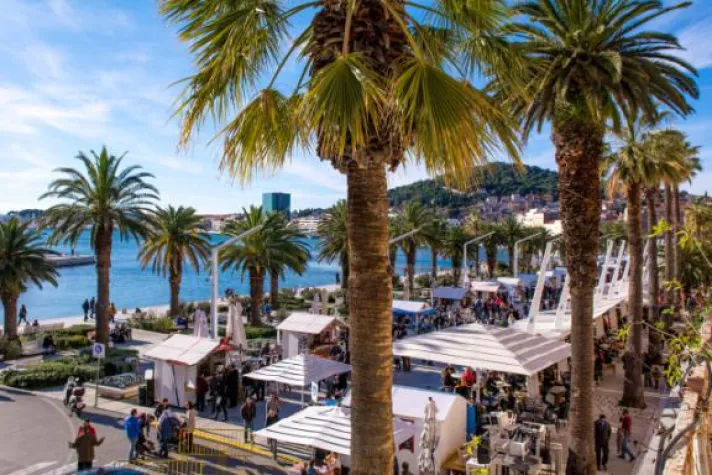 Bild: Rosinenkrapfen & Weihnachtsweizen – Adventszeit an der Adria