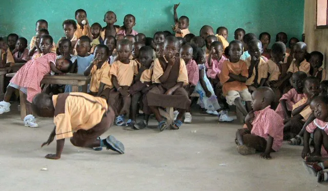 Projektvorstellung 2008 - Schulen helfen heißt Bildung ermöglichen Bild: Projektvorstellung 2008 - Schulen helfen heißt Bildung ermöglichen