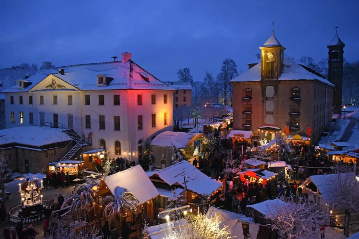 Weihnachtsmarkt auf der Festung Königstein. Foto: Festung Königstein gGmbH/Neuland Zeitreisen