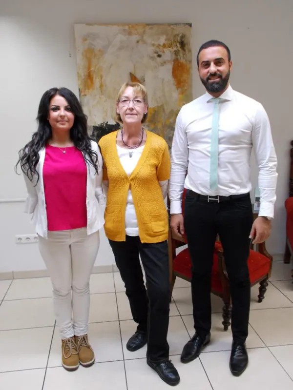 Das Leitungsteam des Pflegedienst Strick: Jessica Tyralik, Marga Schömer, Erhan Demir (v.l.n.r.)