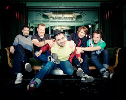 mister sushi gemeinsam mit Selig live beim Sputnik Radiokonzert / "Elektrisch" Video-Premiere am 31. Juli 2009 Bild: mister sushi gemeinsam mit Selig live beim Sputnik Radiokonzert / "Elektrisch" Video-Premiere am 31. Juli 2009