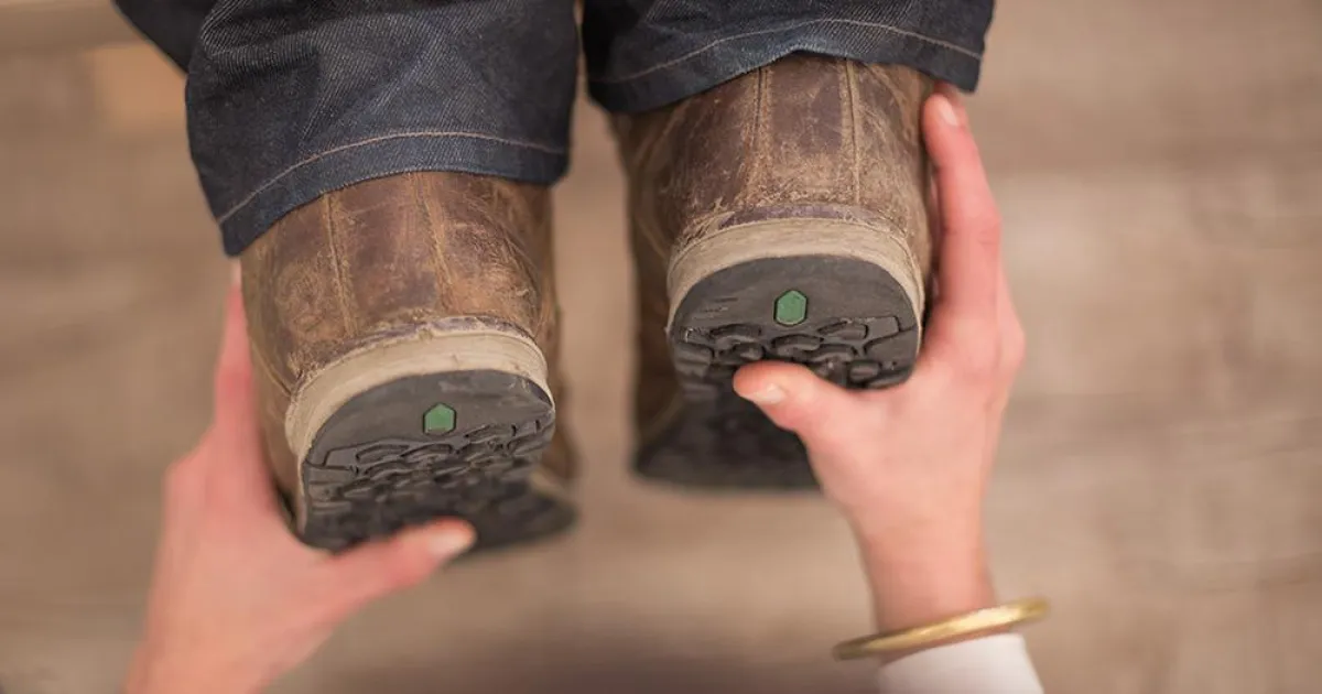 Atlasenergetikerin Martina Prankl bei der Beinlängenmessung