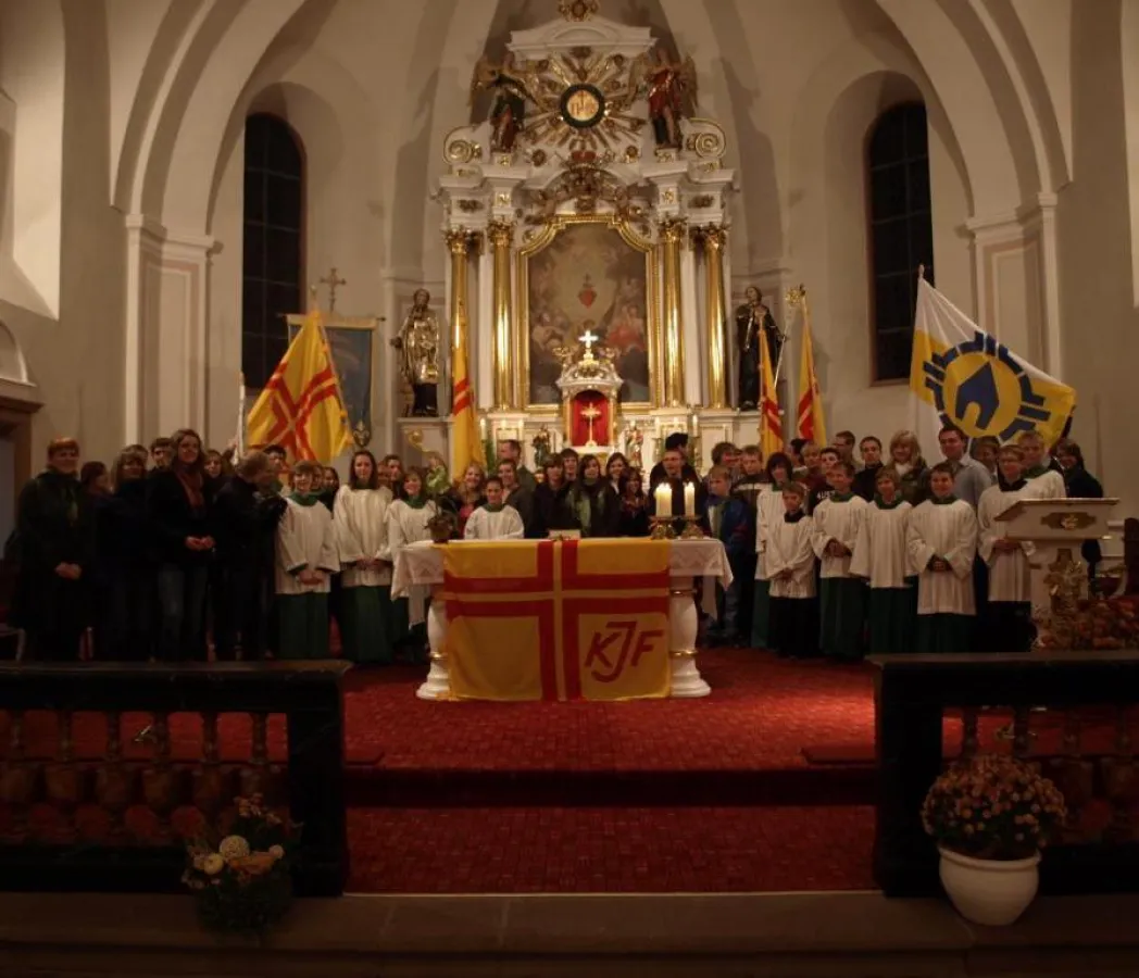 neue KJF Gruppe in der Pfarrkirche St. Goar Flieden