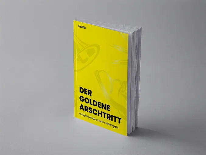 Bild: Der goldene Arschtritt: Interim Manager publiziert ein etwas anderes Management-Buch