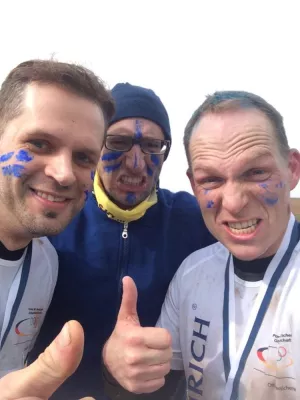 Bild: Zurich Team gewinnt Schlammschlacht der Branchenspezialisten