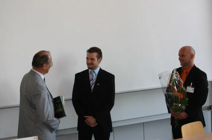 Bild: Verleihung des Preises „Hervorragende Diplomarbeit“ - Verein Freunde des FB Automatisierung und Informatik