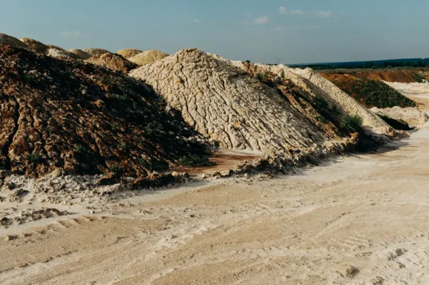 Bild:  Analyse: Ohne Quarzsand gelingt die Energiewende nicht